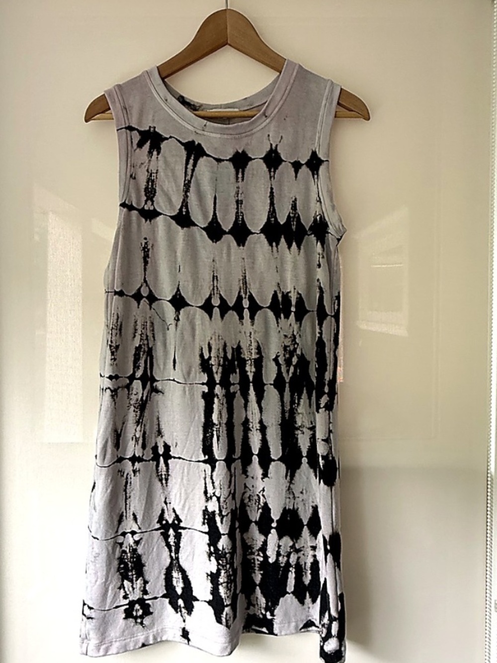 Socialite Tie Dye Sleeveless Shift Dress Gray Black Size Small